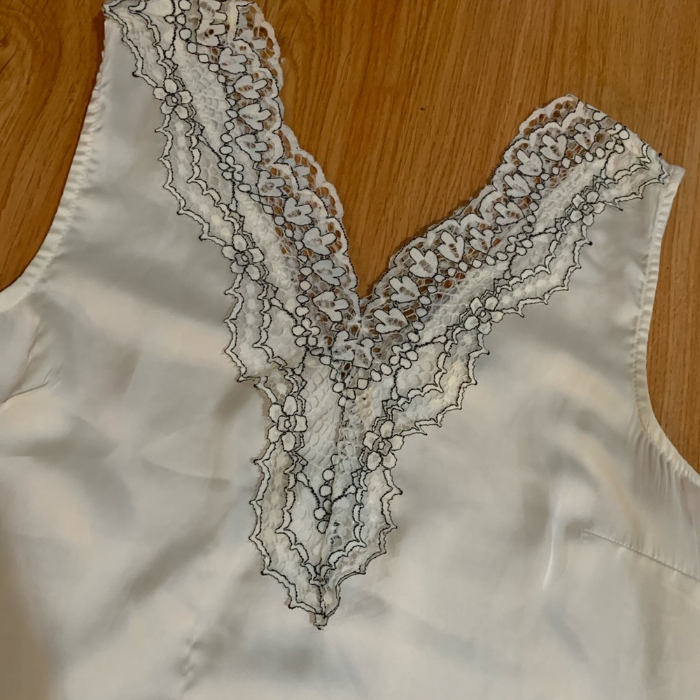 Classy Lace Tank!